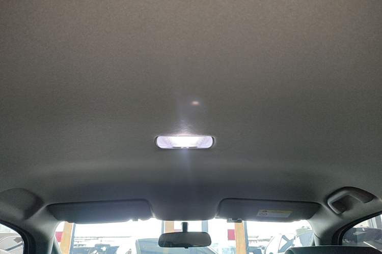 Used Honda Fit 2023 1.5L CVT Trend Edition Headliner