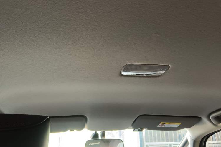 Used Honda Fit 2023 1.5L CVT Trend Edition Headliner