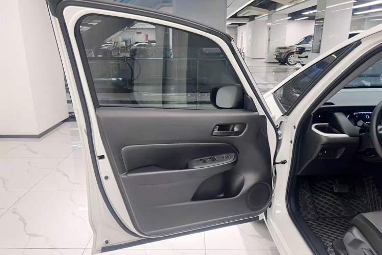 Used Honda Fit 2023 1.5L CVT Trend Edition Interior 10