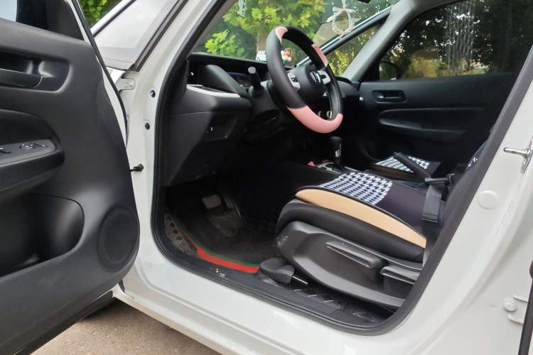 Used Honda Fit 2023 1.5L CVT Trend Edition Interior 2