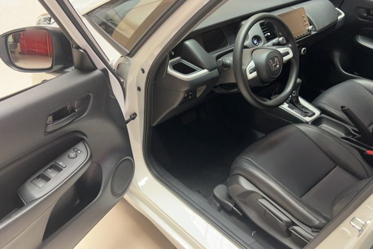 Used Honda Fit 2023 1.5L CVT Trend Edition Interior 2