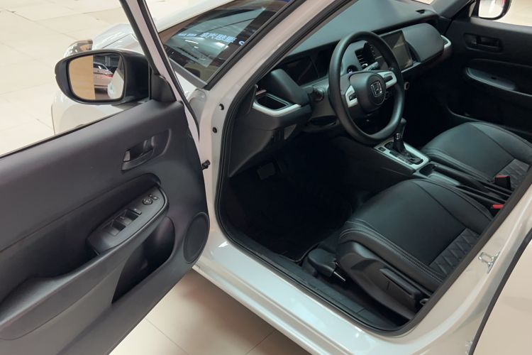Used Honda Fit 2023 1.5L CVT Trend Edition Interior 3