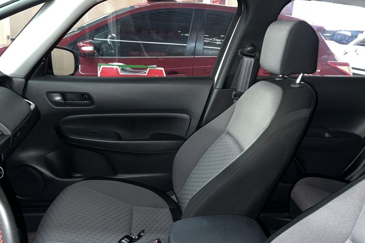 Used Honda Fit 2023 1.5L CVT Trend Edition Interior 5