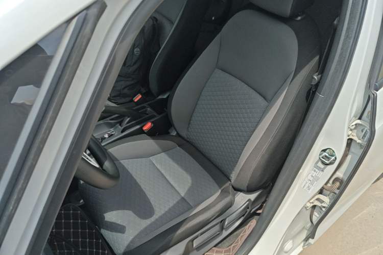 Used Honda Fit 2023 1.5L CVT Trend Edition Left Front Seat