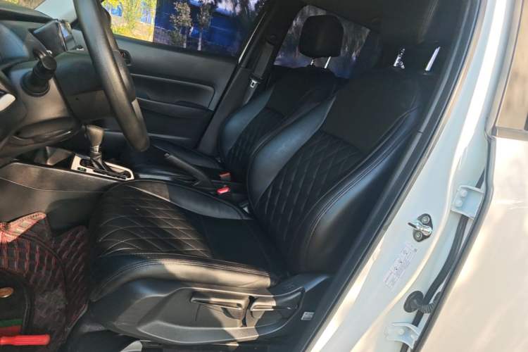 Used Honda Fit 2023 1.5L CVT Trend Edition Left Front Seat