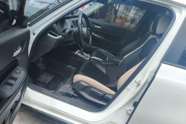 Used Honda Fit 2023 1.5L CVT Trendy Runner Pro Edition Left Front Seat
