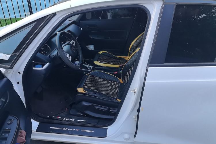 Used Honda Fit 2023 1.5L CVT Trend Edition Left Front Seat