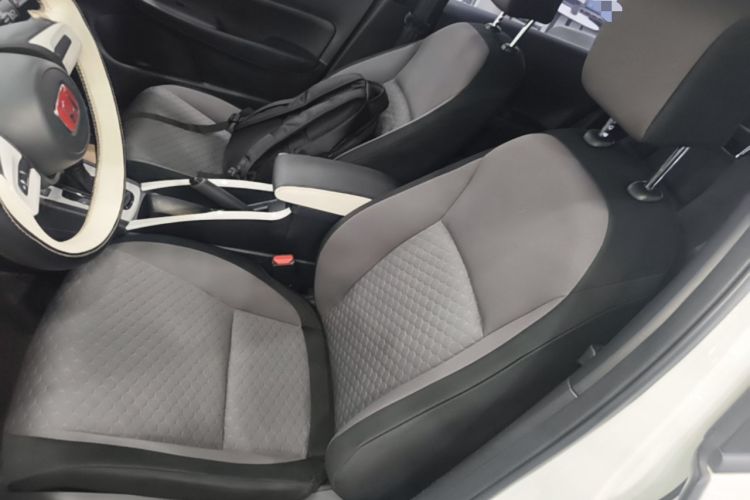 Used Honda Fit 2023 1.5L CVT Trend Edition Left Front Seat