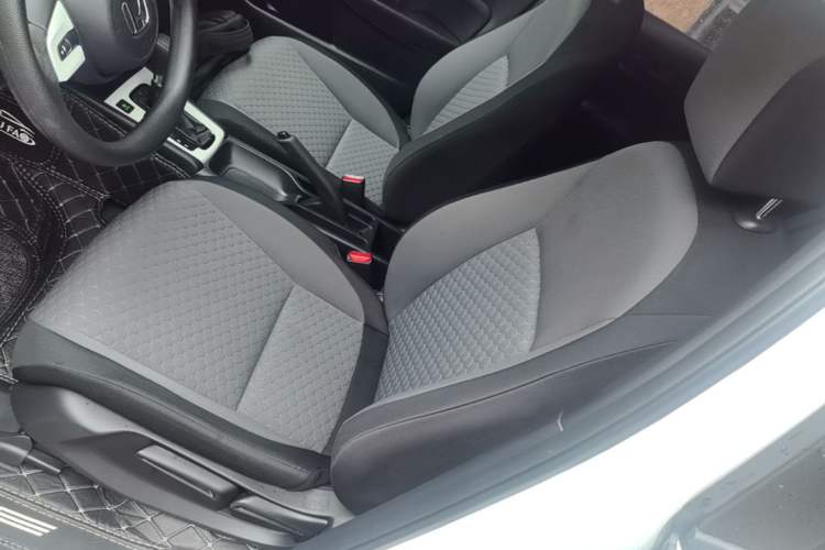 Used Honda Fit 2023 1.5L CVT Trend Edition Left Front Seat