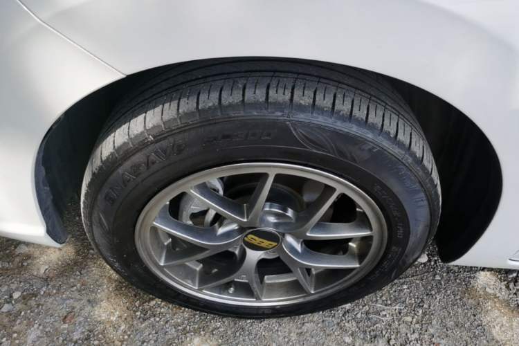 Used Honda Fit 2023 1.5L CVT Trend Edition Left Front Wheel Hub