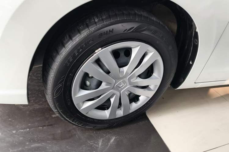 Used Honda Fit 2023 1.5L CVT Trend Edition Left Front Wheel Hub