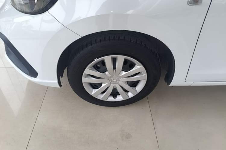 Used Honda Fit 2023 1.5L CVT Trend Edition Left Front Wheel Hub