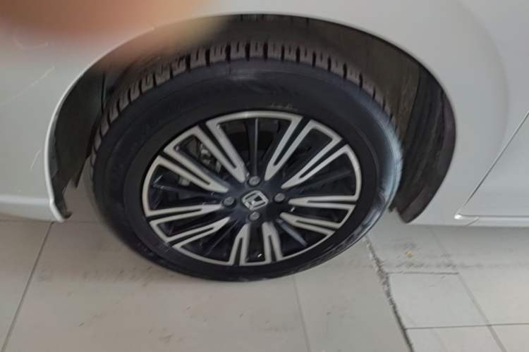 Used Honda Fit 2023 1.5L CVT Trend Edition Left Front Wheel Hub