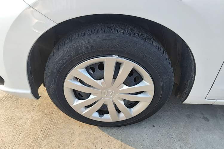 Used Honda Fit 2023 1.5L CVT Trend Edition Left Front Wheel Hub