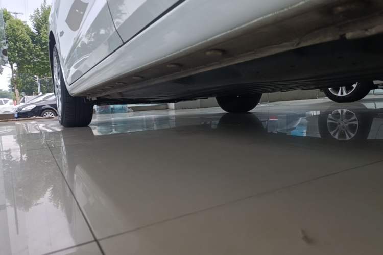 Used Honda Fit 2023 1.5L CVT Trend Edition Left Side Sill