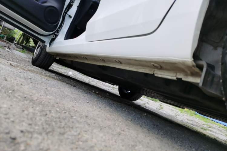 Used Honda Fit 2023 1.5L CVT Trend Edition Left Side Sill