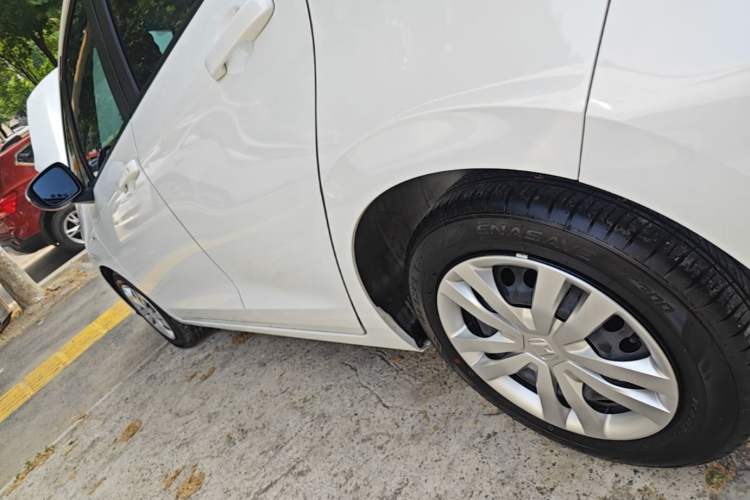 Used Honda Fit 2023 1.5L CVT Trend Edition Left Side Sill