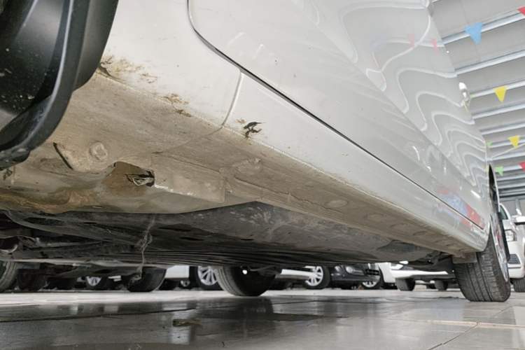Used Honda Fit 2023 1.5L CVT Trend Edition Left Side Sill