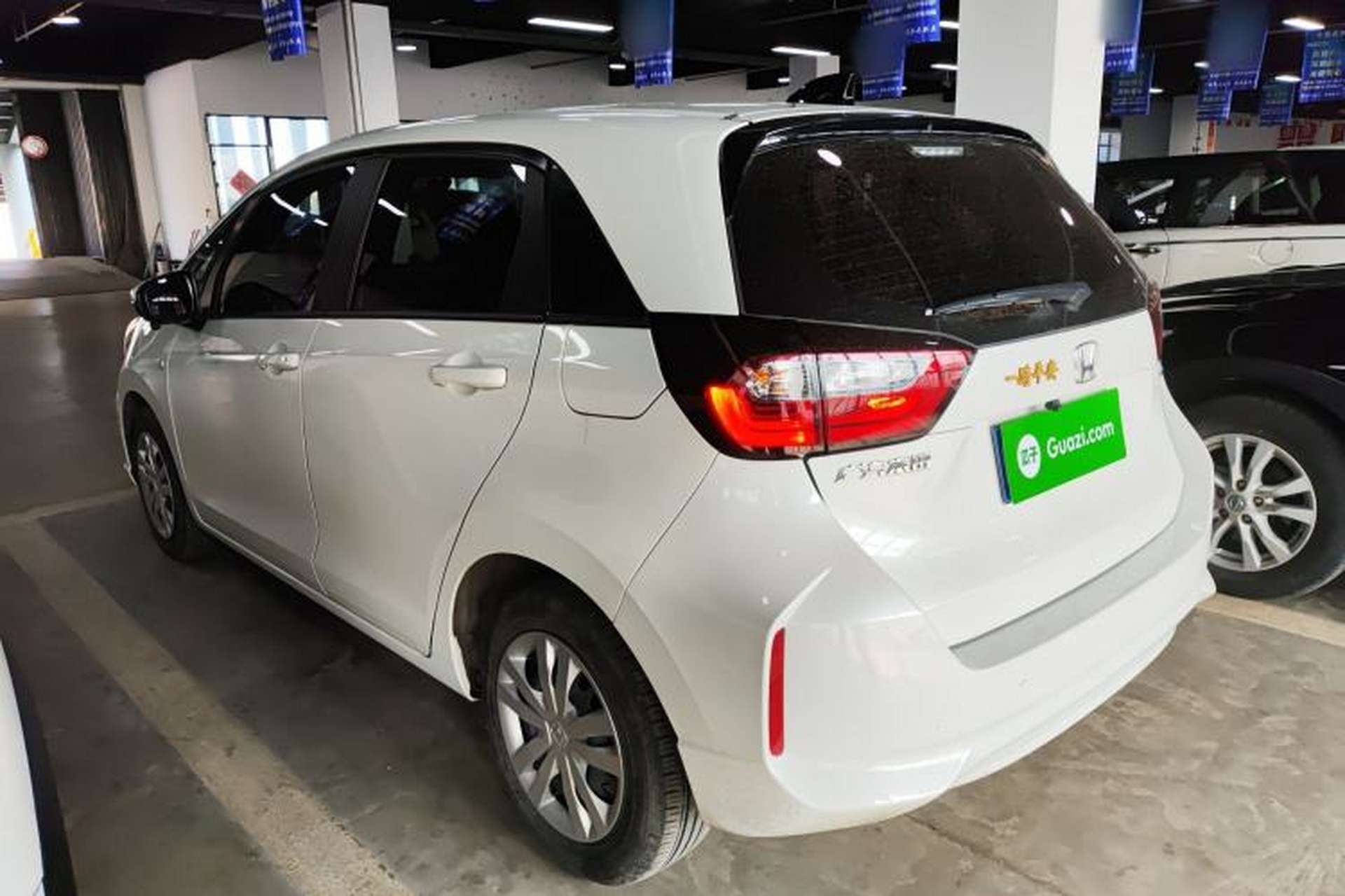 Used Honda Fit 2023 1.5L CVT Trend Edition Rear Left 45 Deg