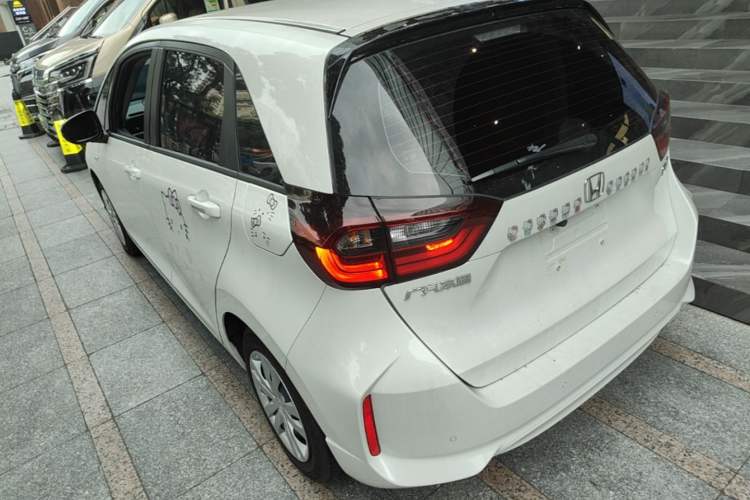 Used Honda Fit 2023 1.5L CVT Trend Edition Rear Left 45 Deg