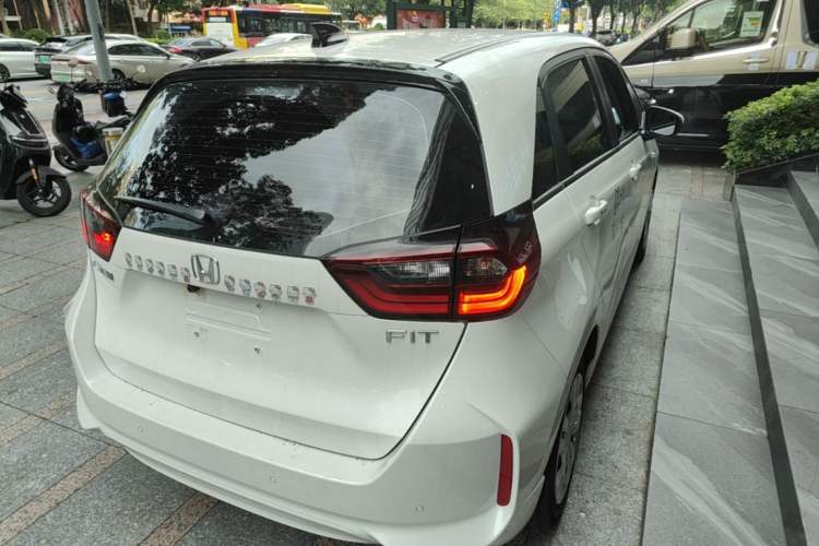 Used Honda Fit 2023 1.5L CVT Trend Edition Rear Right 45 Deg