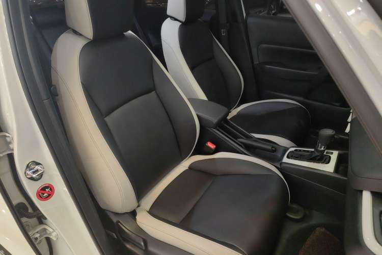 Used Honda Fit 2023 1.5L CVT Trendy Runner Pro Edition Right Front Seat