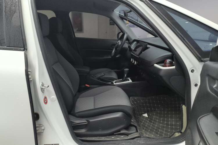 Used Honda Fit 2023 1.5L CVT Trend Edition Right Front Seat
