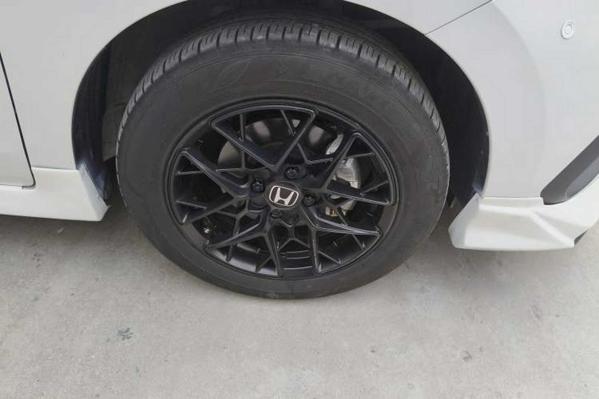 Used Honda Fit 2023 1.5L CVT Trend Edition Right Front Wheel Hub