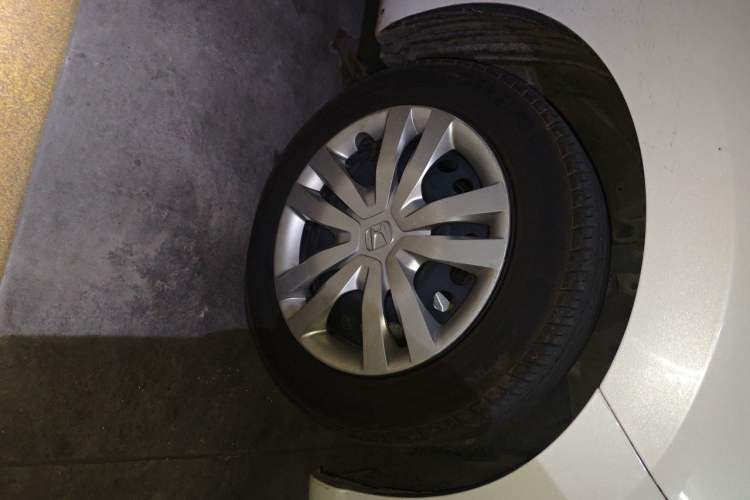 Used Honda Fit 2023 1.5L CVT Trend Edition Right Front Wheel Hub