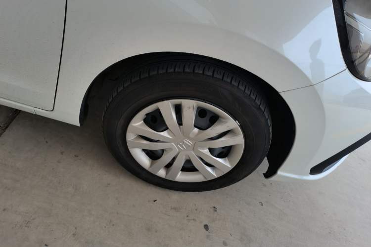 Used Honda Fit 2023 1.5L CVT Trend Edition Right Front Wheel Hub