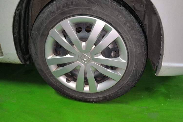 Used Honda Fit 2023 1.5L CVT Trend Edition Right Front Wheel Hub