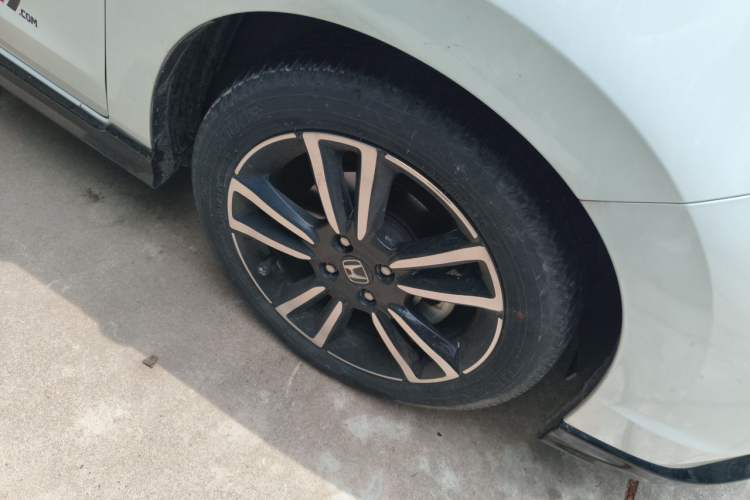 Used Honda Fit 2023 1.5L CVT Trendy Runner Pro Edition Right Front Wheel Hub