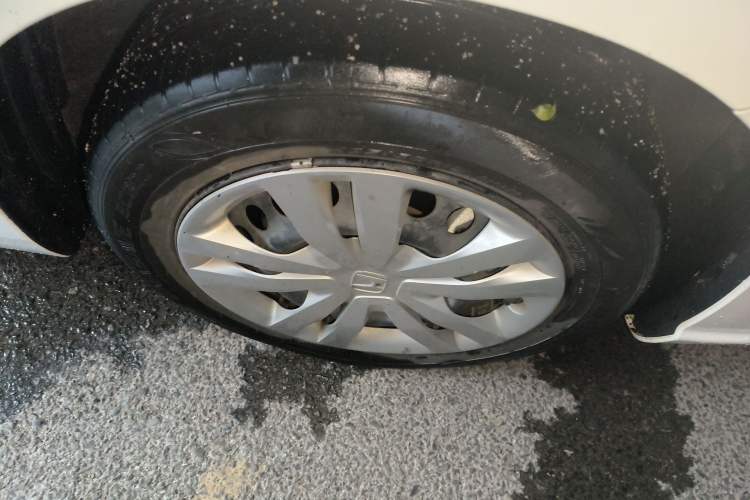 Used Honda Fit 2023 1.5L CVT Trend Edition Right Front Wheel Hub