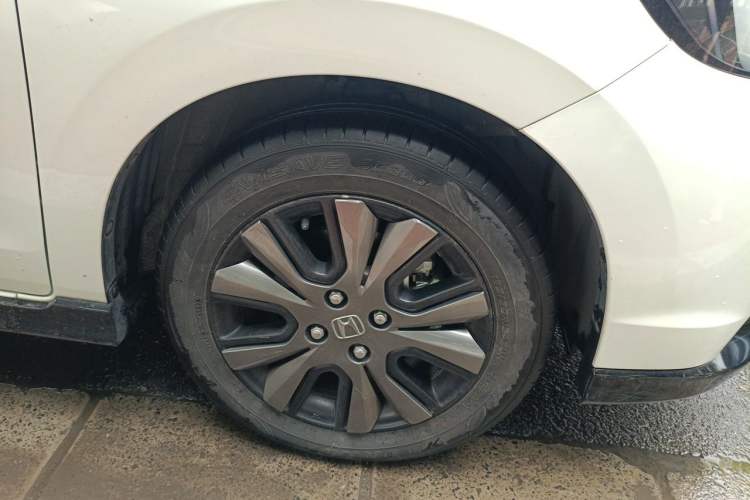Used Honda Fit 2023 1.5L CVT Trendy Sports Edition Right Front Wheel Hub