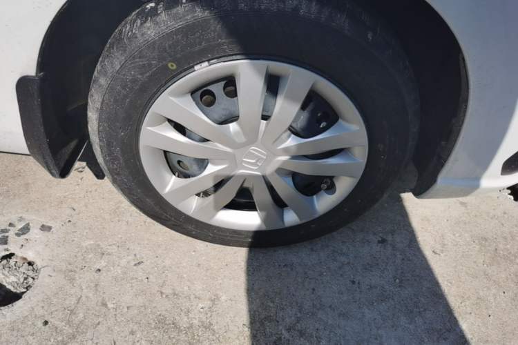 Used Honda Fit 2023 1.5L CVT Trend Edition Right Front Wheel Hub