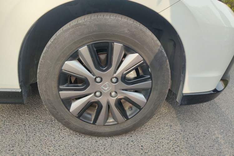Used Honda Fit 2023 1.5L CVT Trendy Sports Edition Right Front Wheel Hub