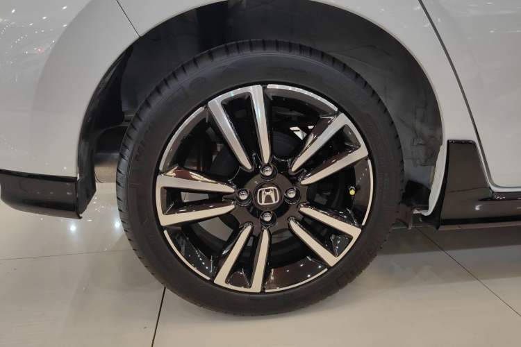 Used Honda Fit 2023 1.5L CVT Trendy Runner Pro Edition Right Rear Wheel Hub