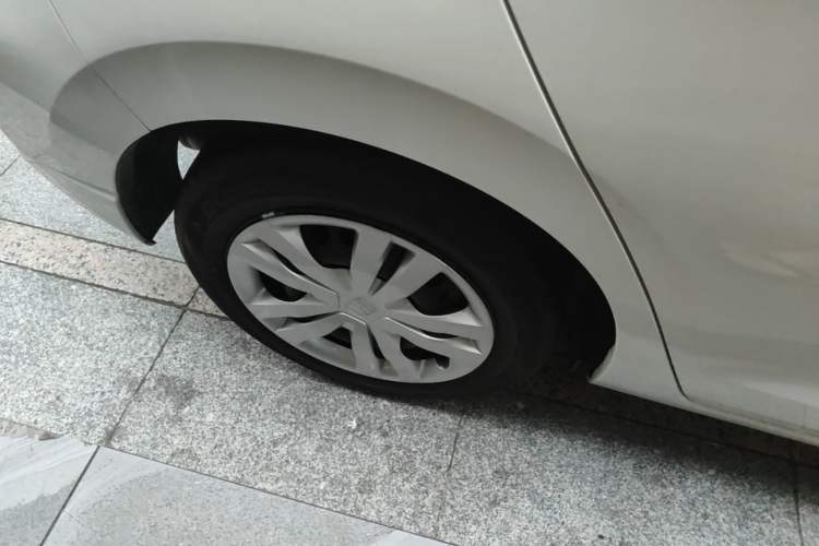 Used Honda Fit 2023 1.5L CVT Trend Edition Right Rear Wheel Hub