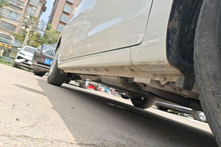 Used Honda Fit 2023 1.5L CVT Trend Edition Right Side Sill