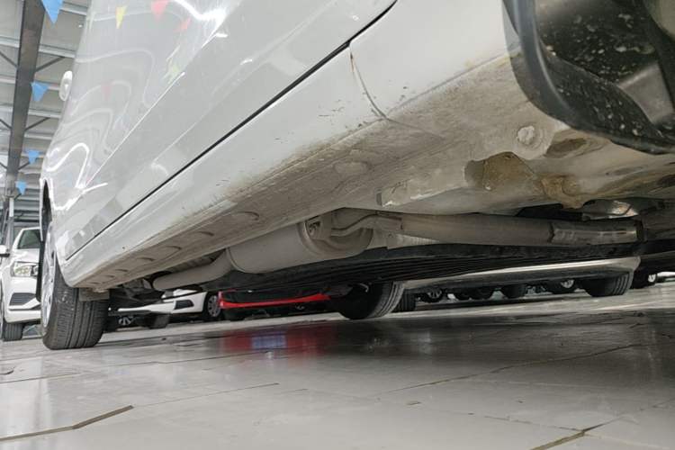 Used Honda Fit 2023 1.5L CVT Trend Edition Right Side Sill