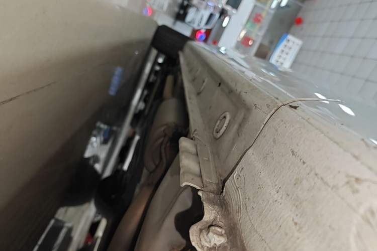 Used Honda Fit 2023 1.5L CVT Trend Edition Right Side Sill