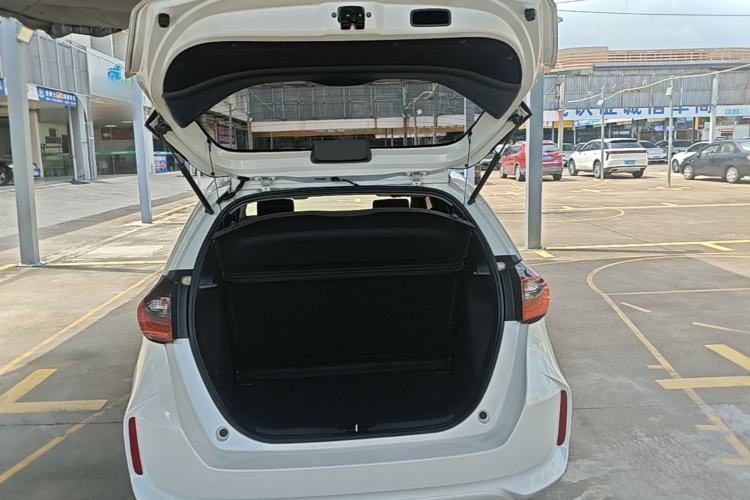Used Honda Fit 2023 1.5L CVT Trend Edition Trunk