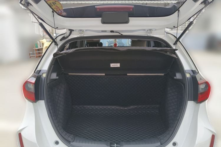 Used Honda Fit 2023 1.5L CVT Trend Edition Trunk