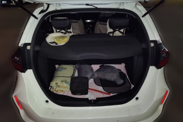 Used Honda Fit 2023 1.5L CVT Trend Edition Trunk