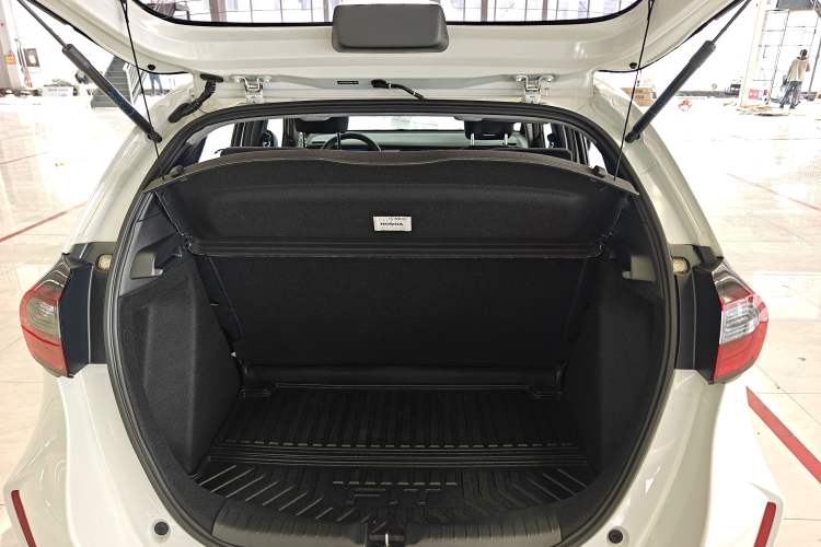Used Honda Fit 2023 1.5L CVT Trend Edition Trunk