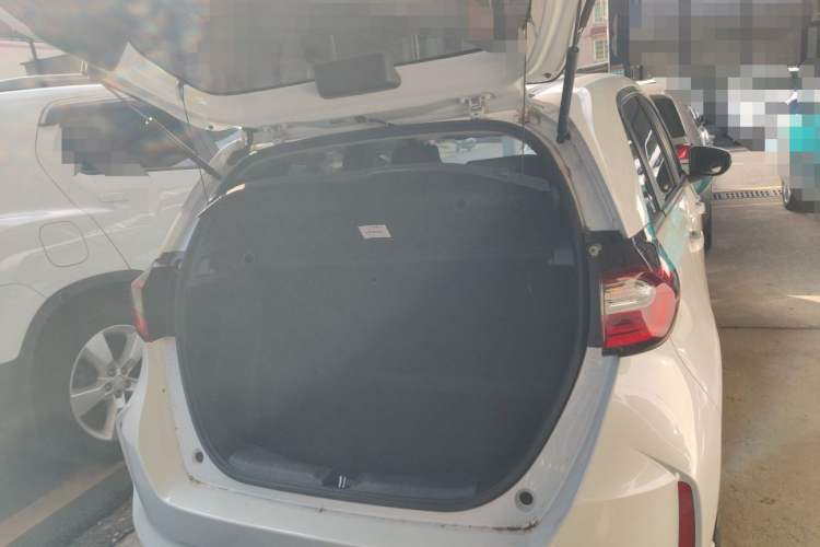 Used Honda Fit 2023 1.5L CVT Trend Edition Trunk