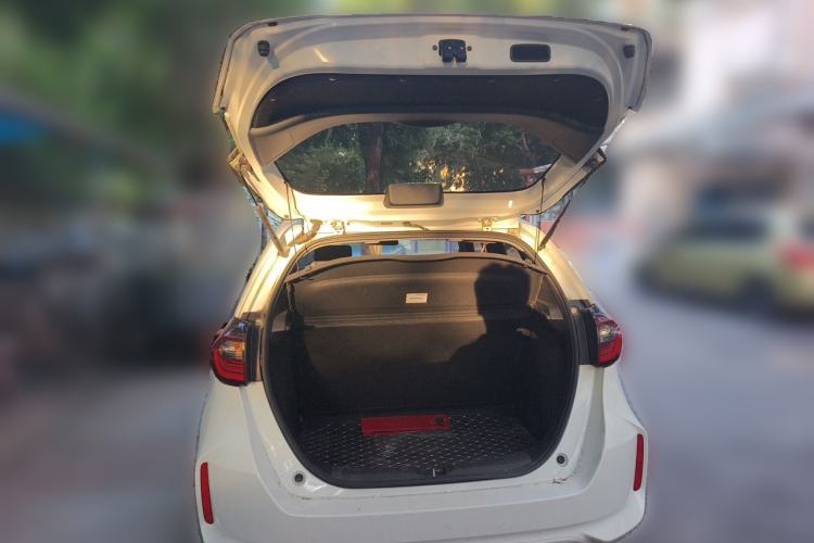 Used Honda Fit 2023 1.5L CVT Trend Edition Trunk