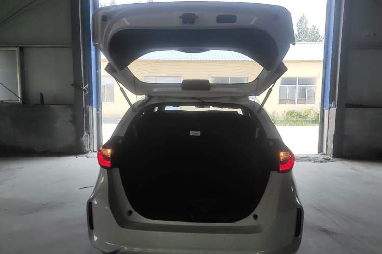 Used Honda Fit 2023 1.5L CVT Trend Edition Trunk