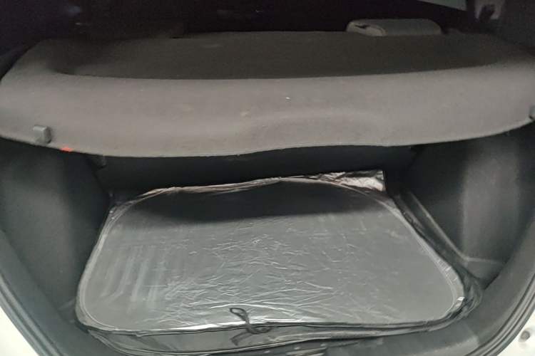 Used Honda Fit 2023 1.5L CVT Trend Edition Trunk
