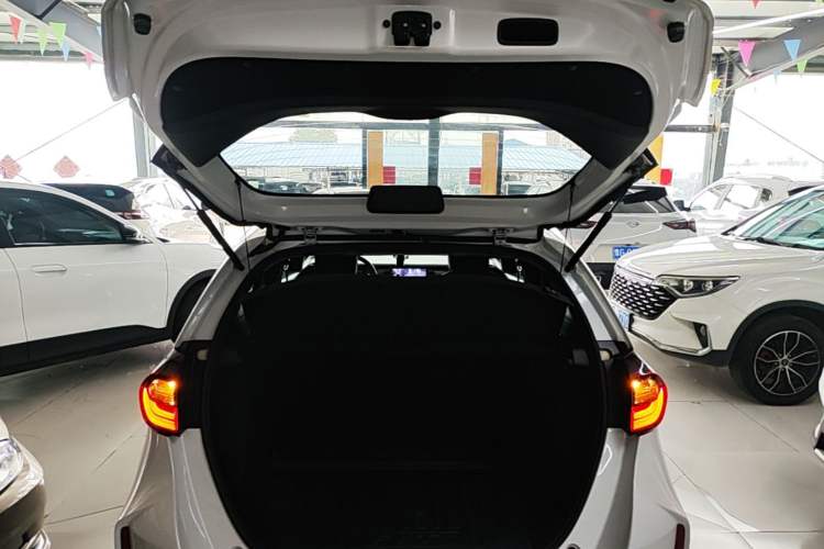 Used Honda Fit 2023 1.5L CVT Trend Edition Trunk